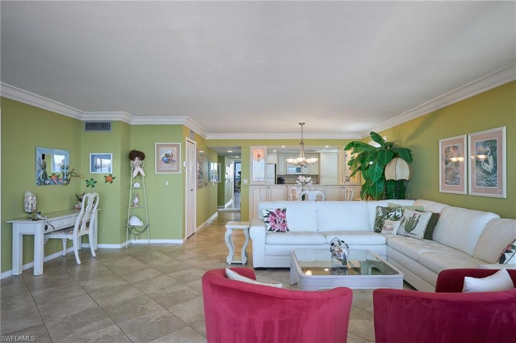 Dining room, Interior, Kitchen, Living room, Pendant Lights, Recessed Lighting