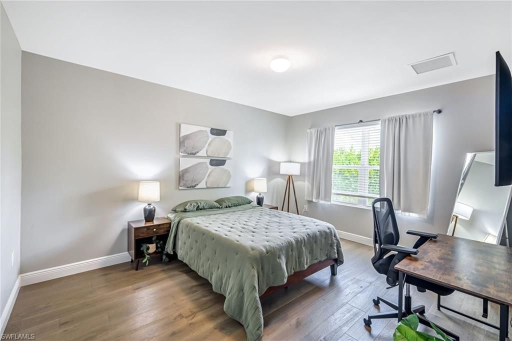 Bedroom, Home Office, Interior, Wood Texture Flooring