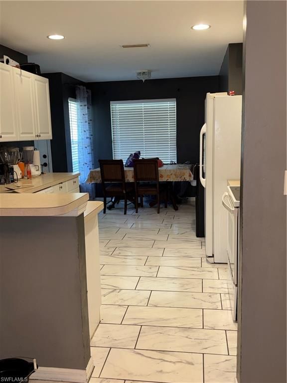 Dining room, Interior, Kitchen, Marble, Recessed Lighting