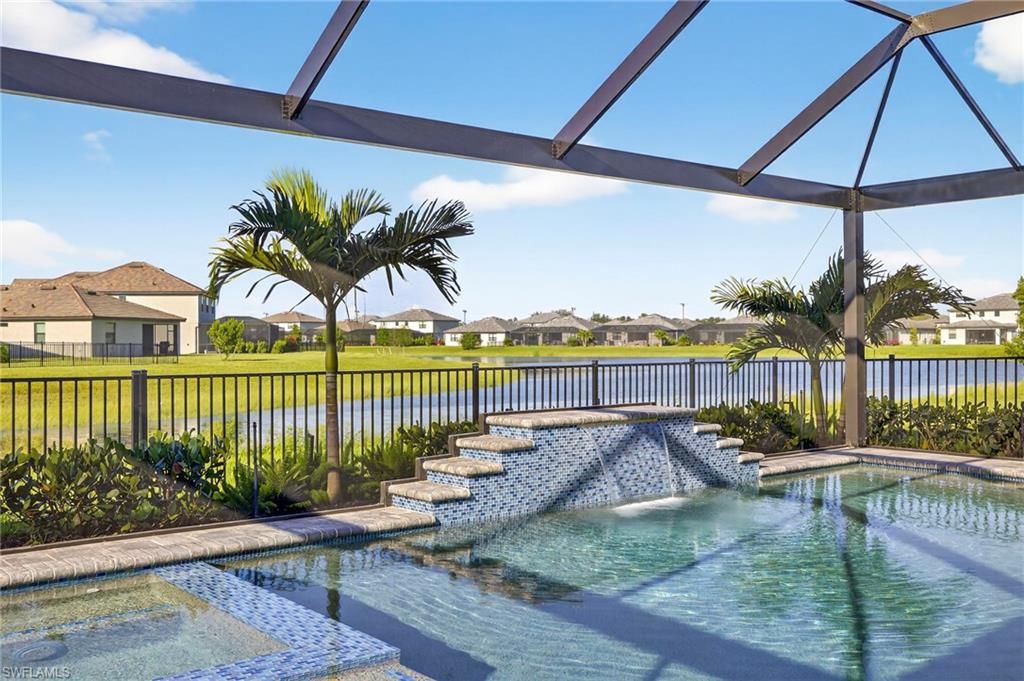 Exterior, Pool, Sun Room
