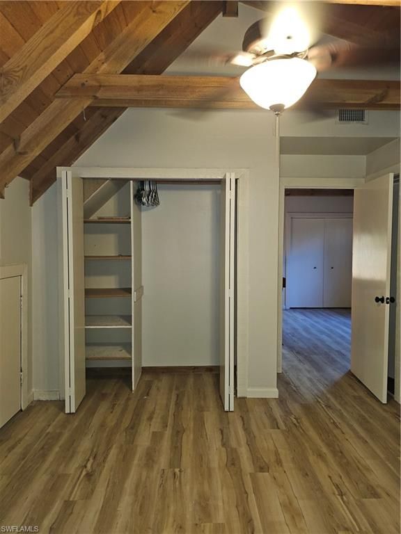 Empty room, Interior, Wooden Beams, Wooden Ceilings, Wood Texture Flooring