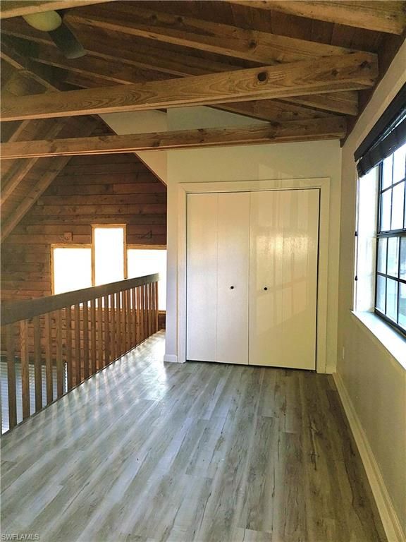 Empty room, Interior, Wooden Beams, Wooden Ceilings, Wood Texture Flooring, Wooden Walls