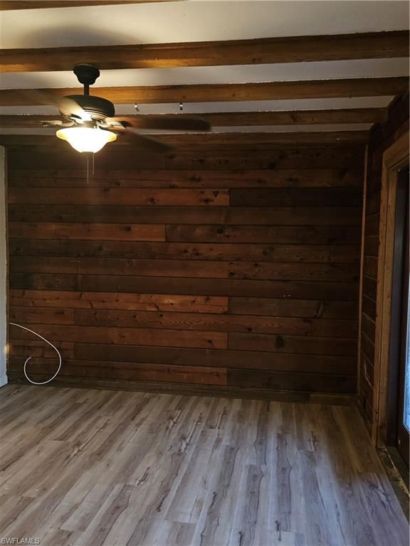 Empty room, Interior, Wood Texture Flooring, Wooden Walls