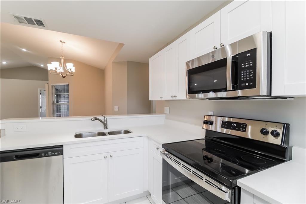 Chandelier, Interior, Kitchen, Recessed Lighting, Stainless Steel Appliances