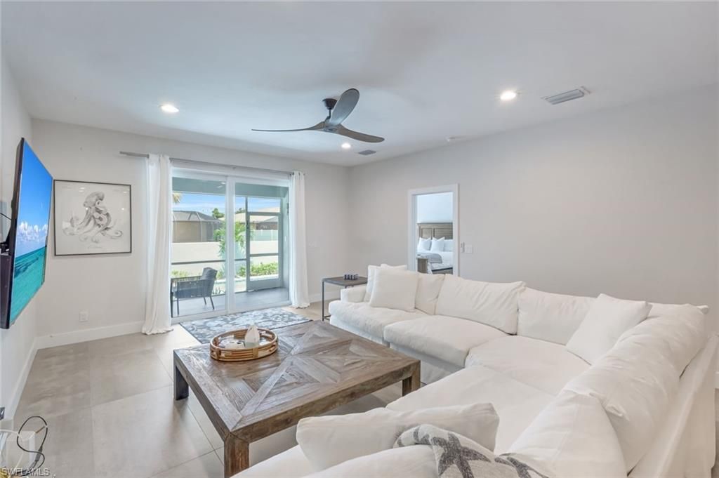 Interior, Living room, Recessed Lighting