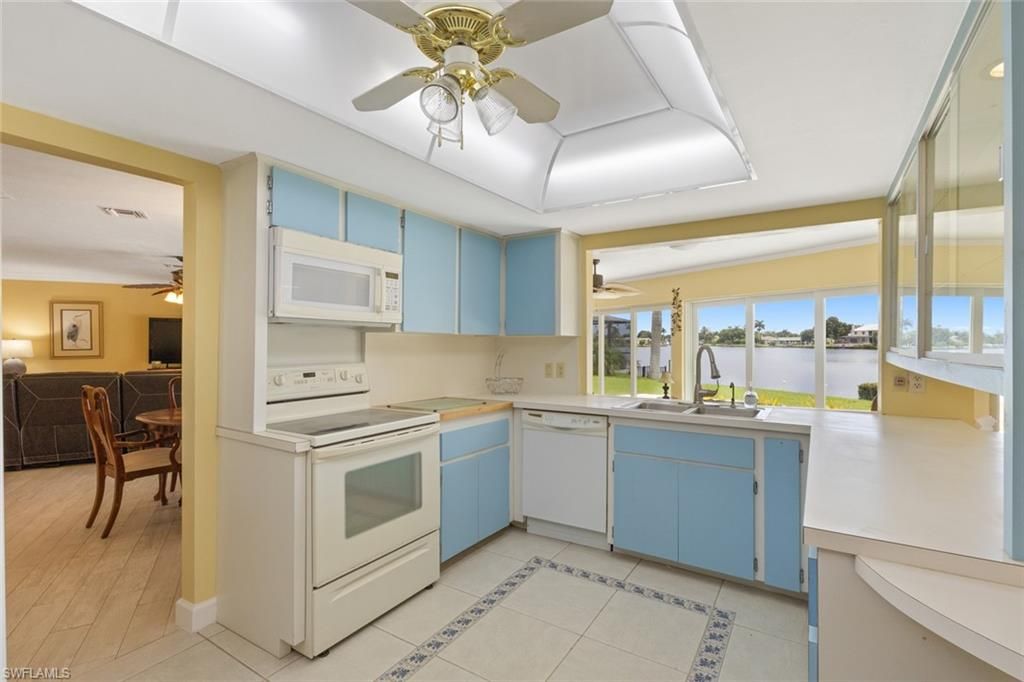 Dining room, Interior, Kitchen, Water, Wood Texture Flooring