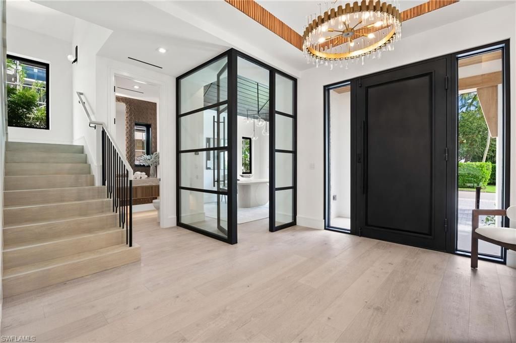 Interior, Pendant Lights, Recessed Lighting, Wood Texture Flooring