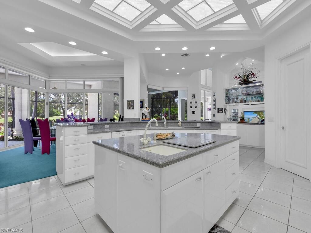 Dining room, Interior, Kitchen, Recessed Lighting