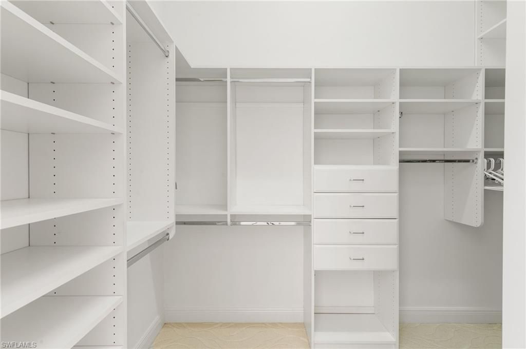 Interior, Walk-in Closets