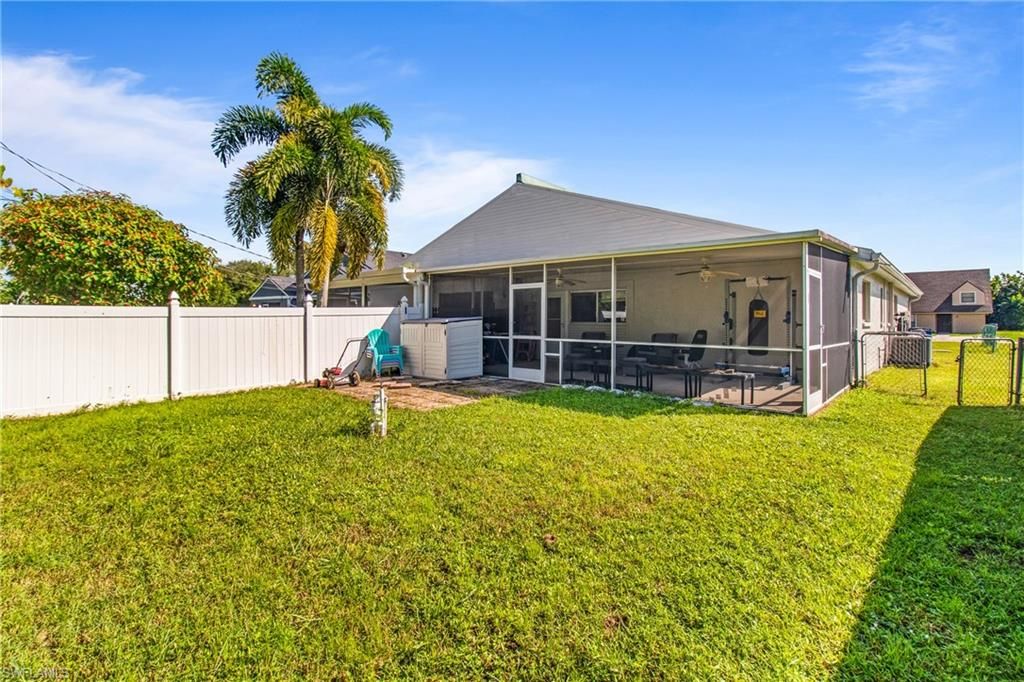 Backyard, Exterior