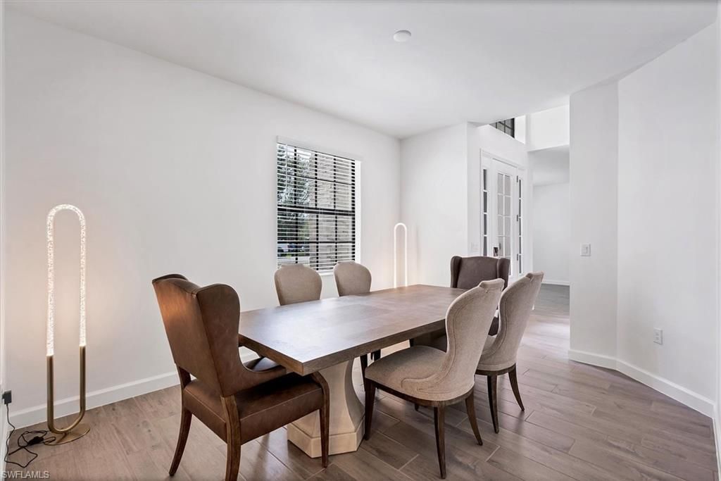 Dining room, Interior, Wood Texture Flooring