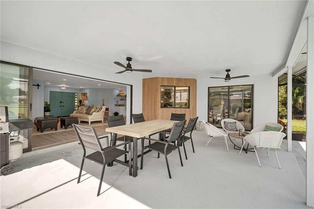 Dining room, Interior, Living room, Recessed Lighting