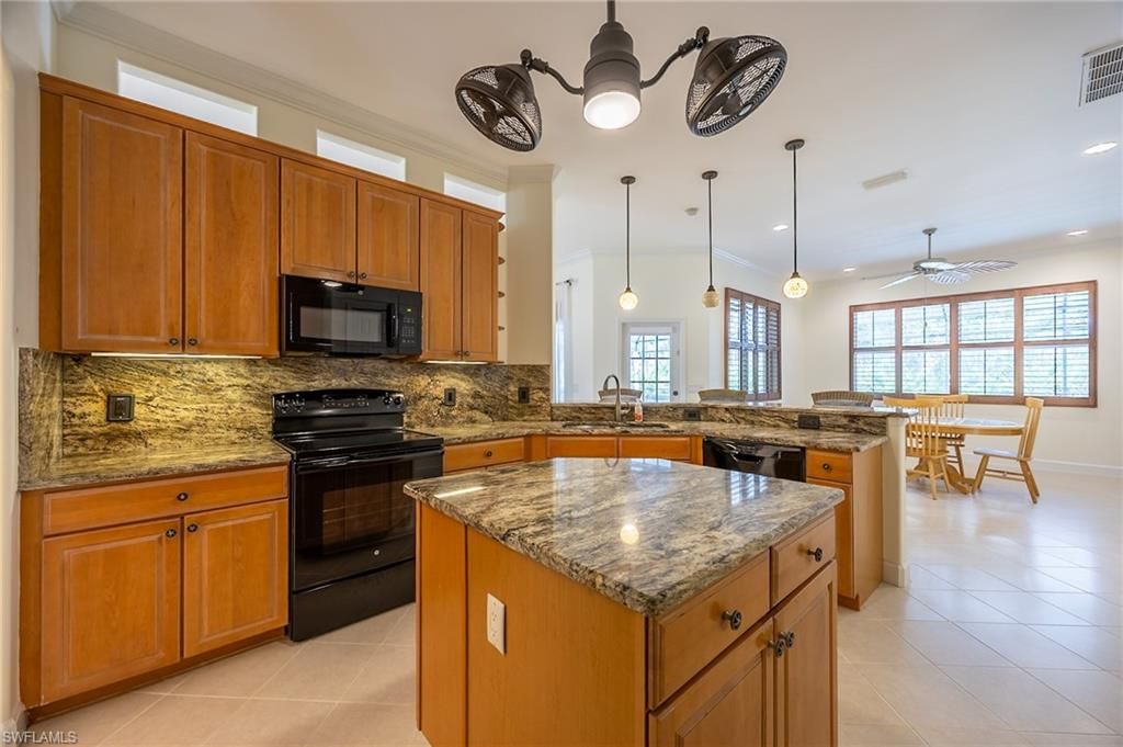 Dining room, Interior, Kitchen, Pendant Lights, Recessed Lighting