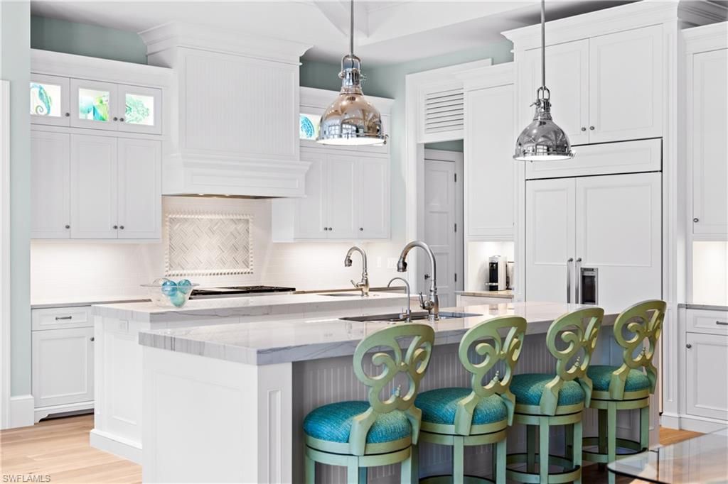 Interior, Kitchen, Pendant Lights, Wood Texture Flooring