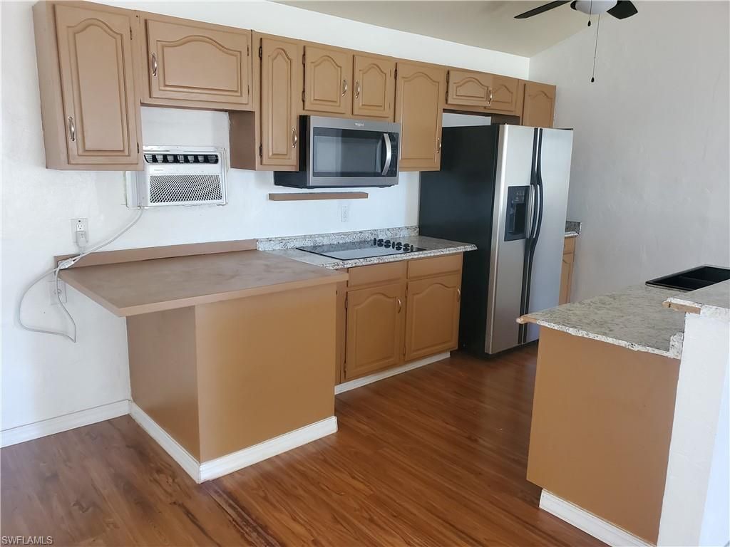 Interior, Kitchen, Wood Texture Flooring