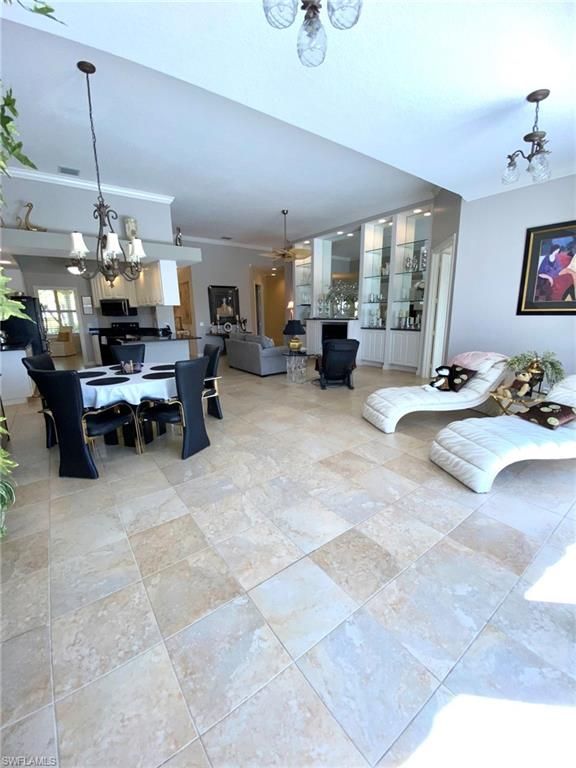 Chandelier, Dining room, Interior, Kitchen, Living room, Pendant Lights