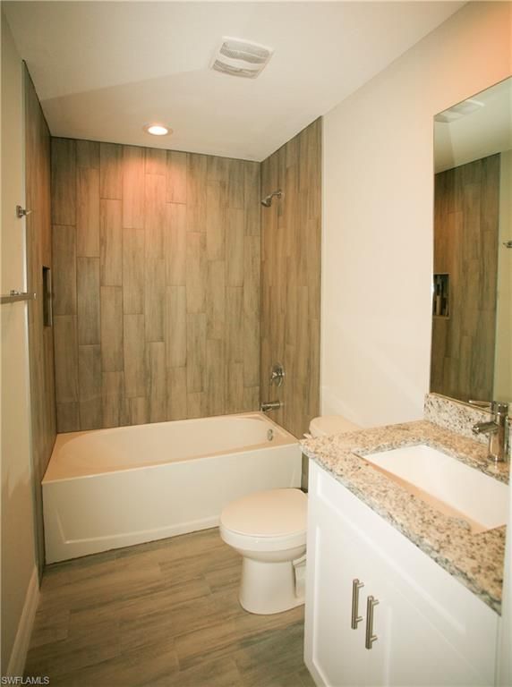 Bathroom, Interior, Recessed Lighting, Wood Texture Flooring
