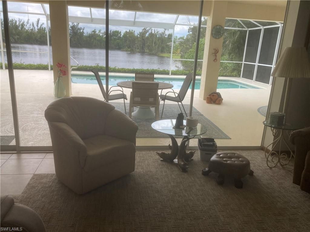 Interior, Pool, Sun Room, Water