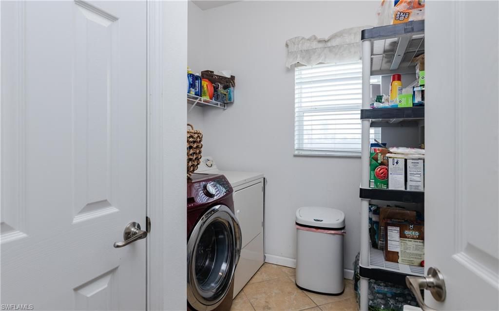 Interior, Washer