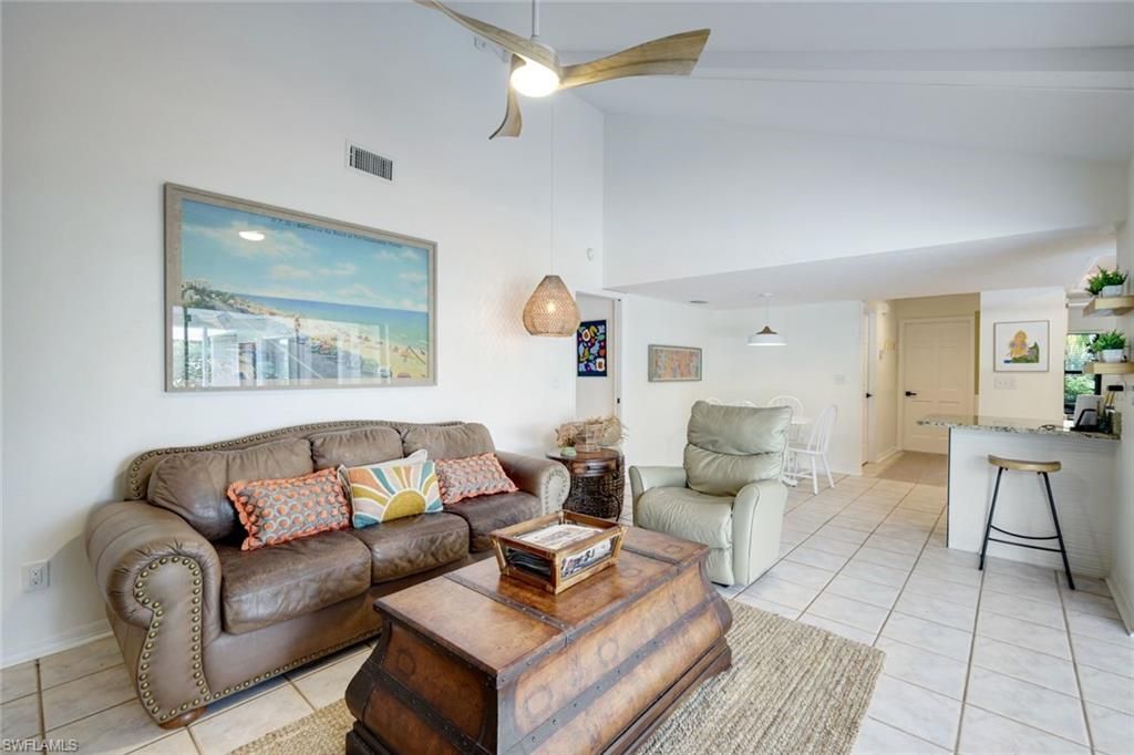 Interior, Living room, Pendant Lights