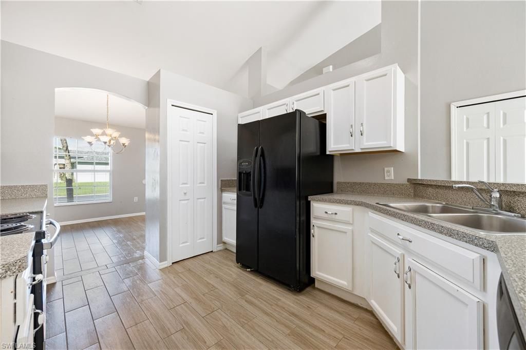 Chandelier, Interior, Kitchen, Wood Texture Flooring