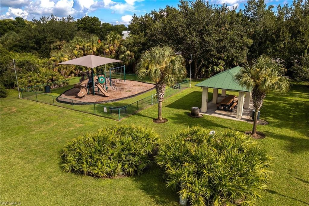 Backyard, Exterior, Playground