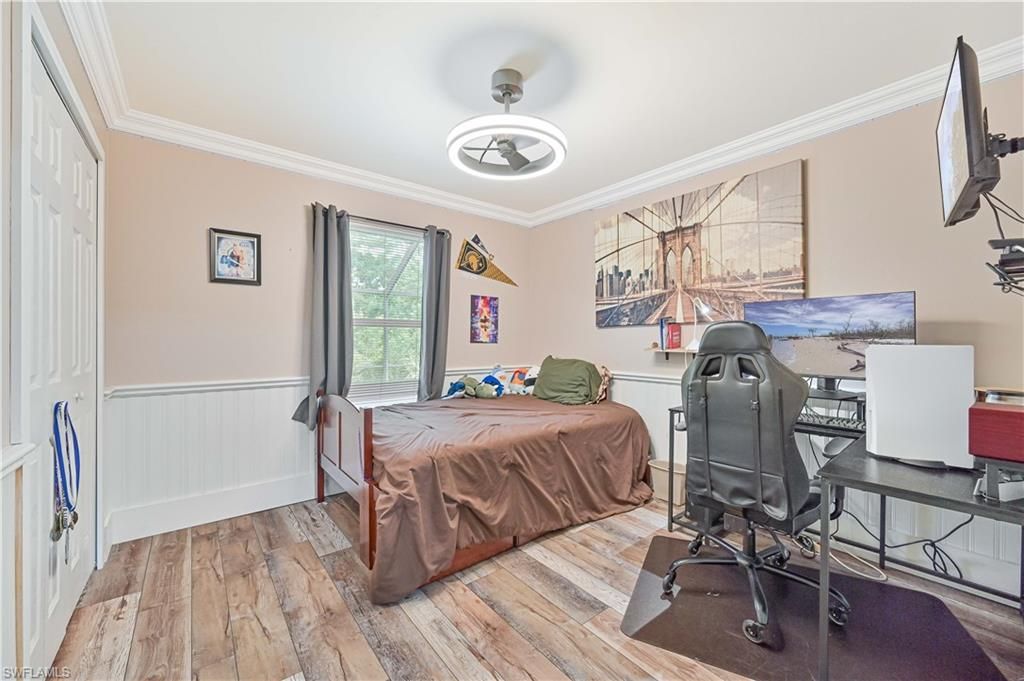 Bedroom, Home Office, Interior, Wood Texture Flooring