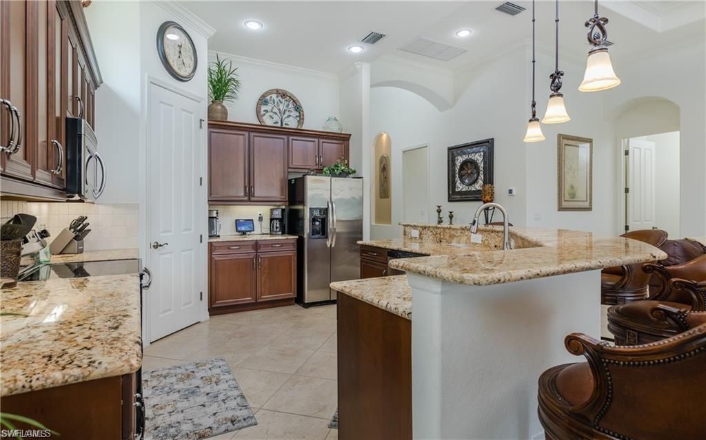 Interior, Kitchen, Pendant Lights, Recessed Lighting, Stainless Steel Appliances