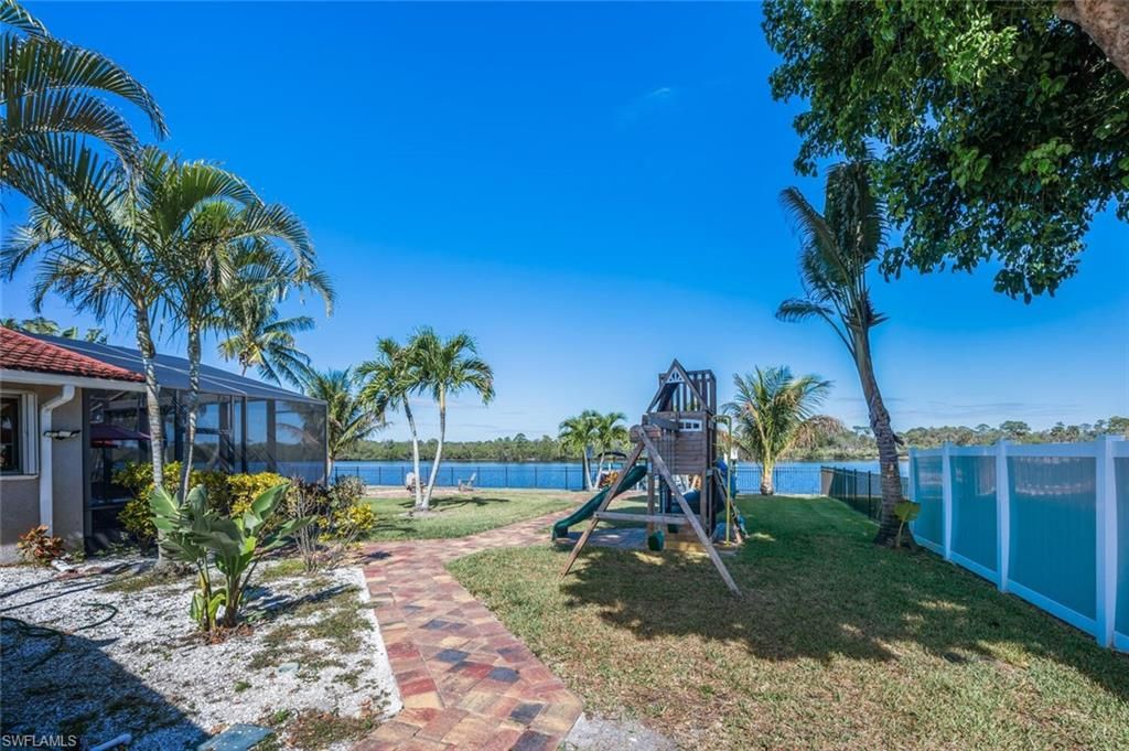 Backyard, Exterior, Playground, Water