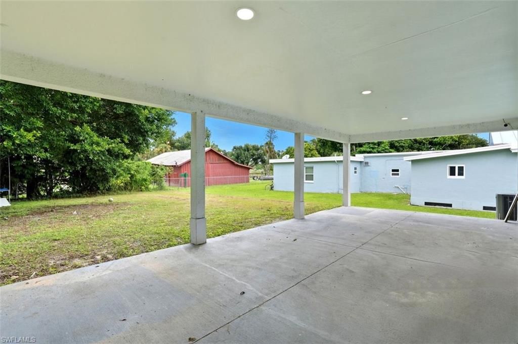 Backyard, Exterior