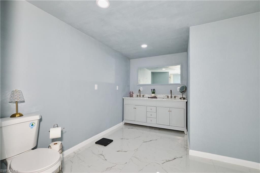 Bathroom, Dual Sink Vanities, Interior, Marble, Recessed Lighting