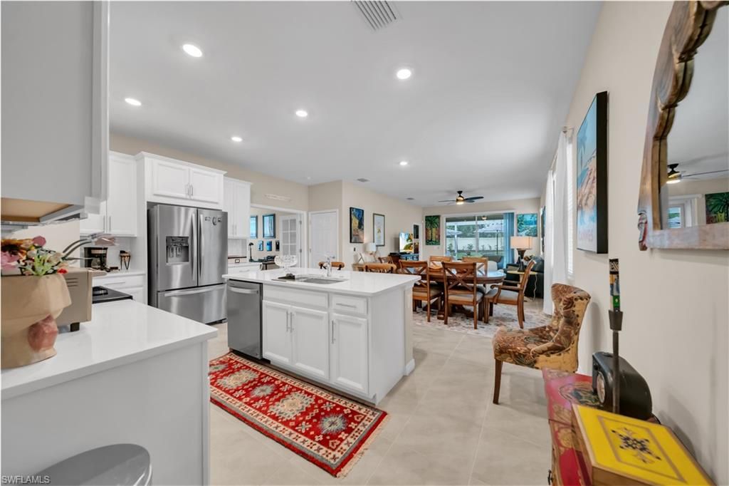 Dining room, Interior, Kitchen, Recessed Lighting, Stainless Steel Appliances