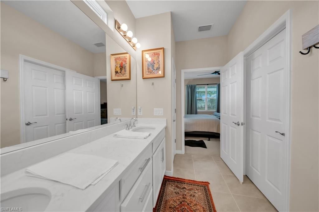 Bathroom, Bedroom, Dual Sink Vanities, Interior