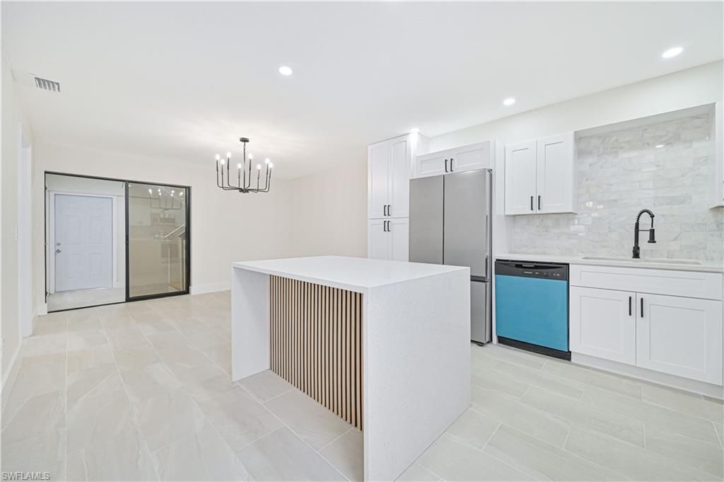 Interior, Kitchen, Pendant Lights, Recessed Lighting, Stainless Steel Appliances
