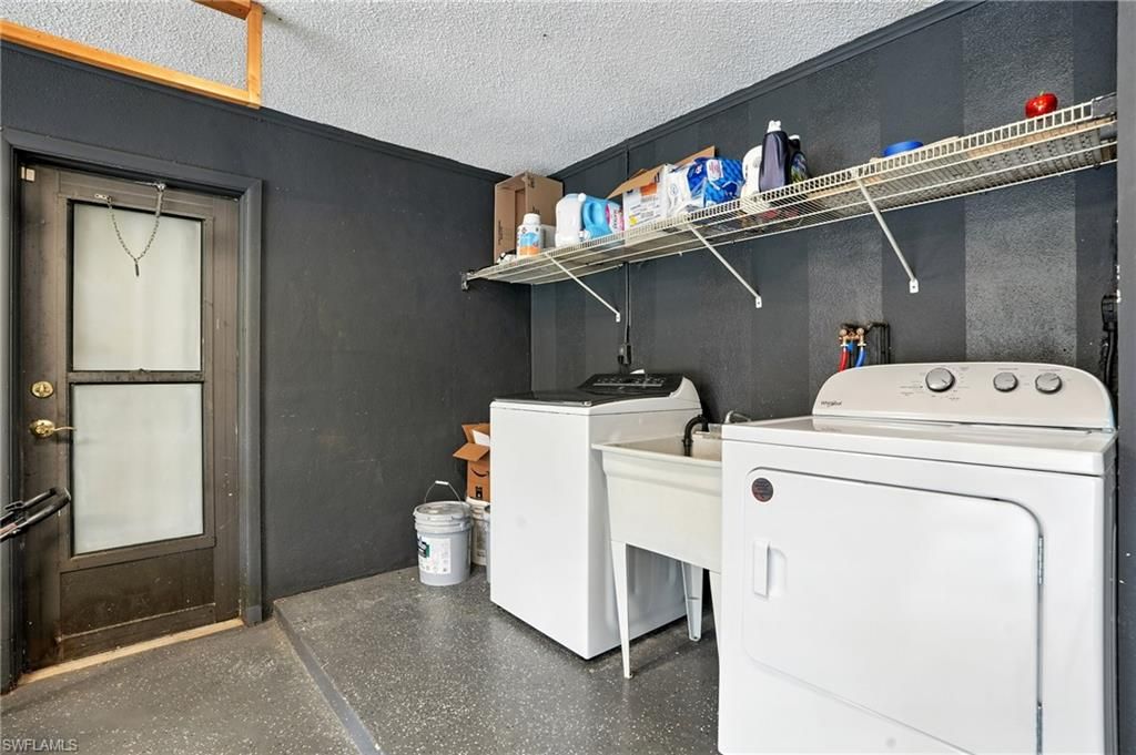 Interior, Washer