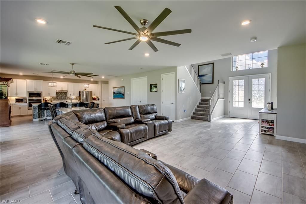 Interior, Kitchen, Living room, Recessed Lighting, Stainless Steel Appliances