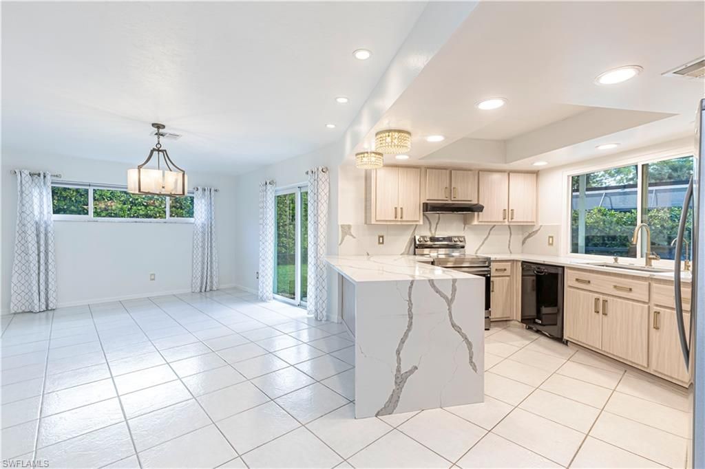 Interior, Kitchen, Pendant Lights, Recessed Lighting