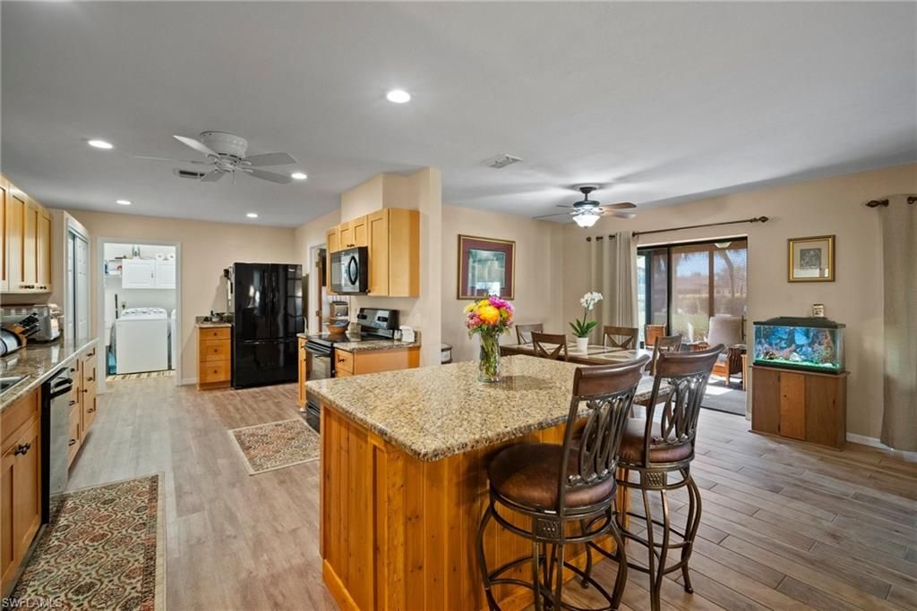 Dining room, Interior, Kitchen, Recessed Lighting, Wood Texture Flooring