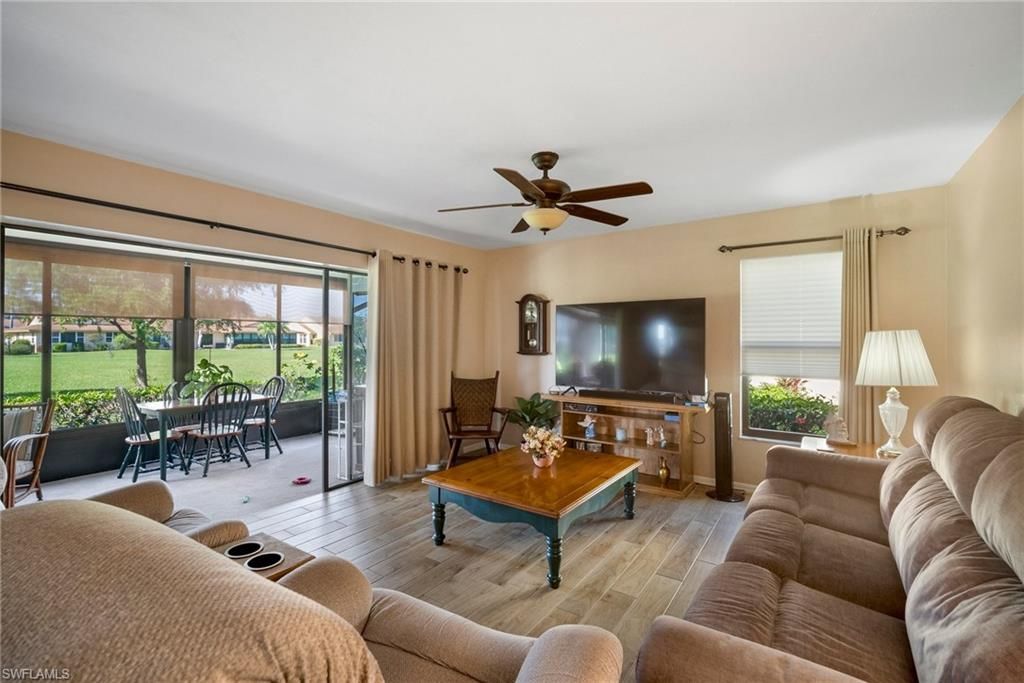 Dining room, Interior, Living room, Wood Texture Flooring