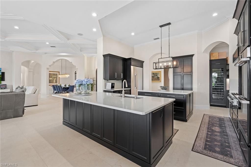 Chandelier, Dining room, Interior, Kitchen, Living room, Pendant Lights, Recessed Lighting, Stainless Steel Appliances