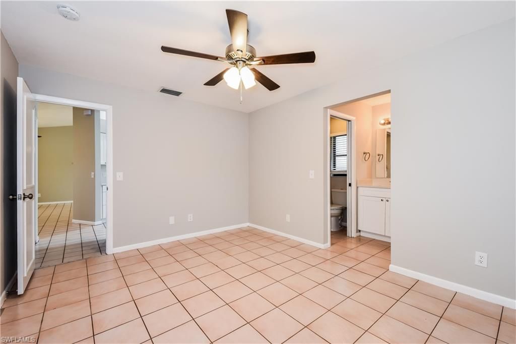 Bathroom, Empty room, Interior