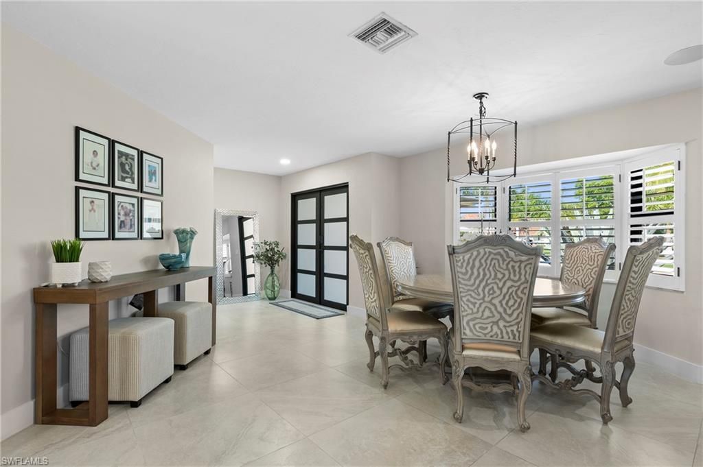 Chandelier, Dining room, Interior, Pendant Lights, Recessed Lighting