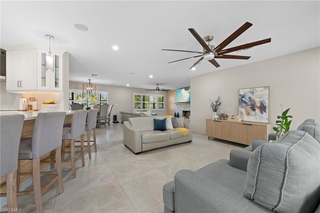 Dining room, Fireplace, Interior, Living room, Pendant Lights, Recessed Lighting