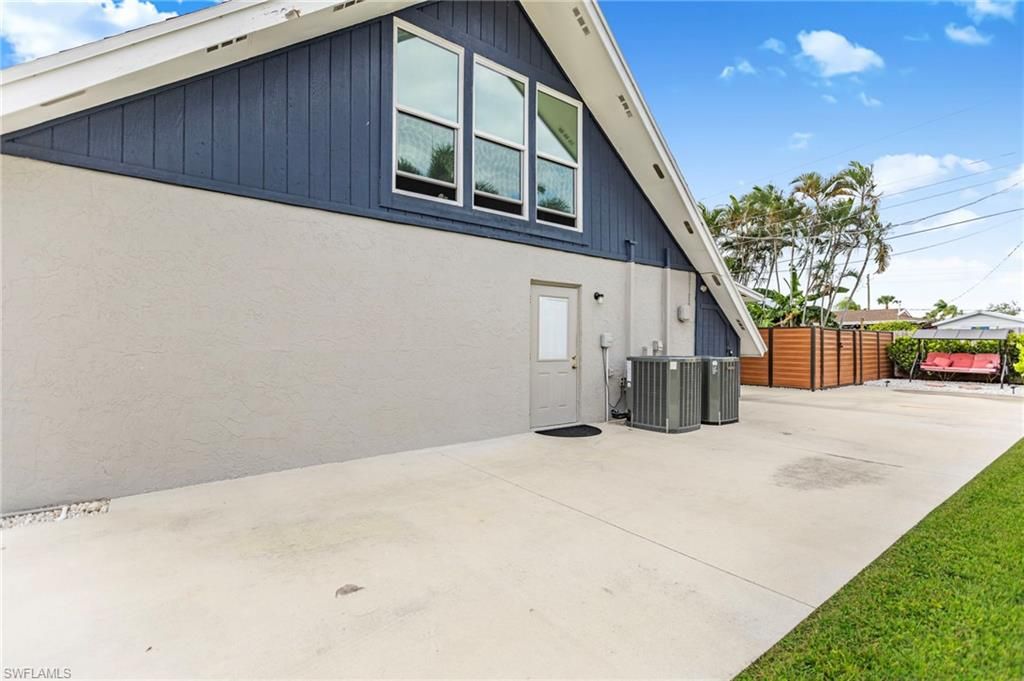 Backyard, Exterior