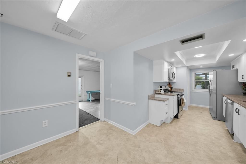 Interior, Kitchen, Recessed Lighting