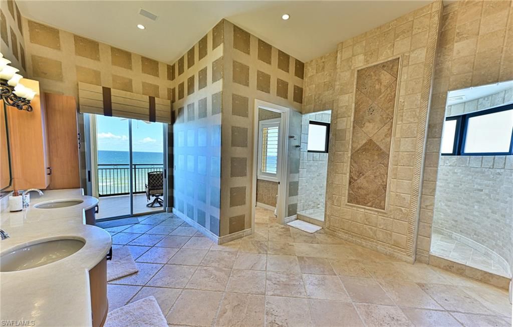 Bathroom, Interior, Recessed Lighting, Stone Walls, Water