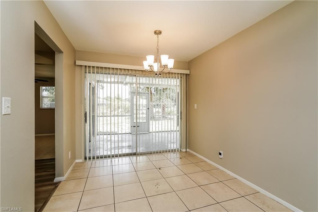 Chandelier, Empty room, Interior