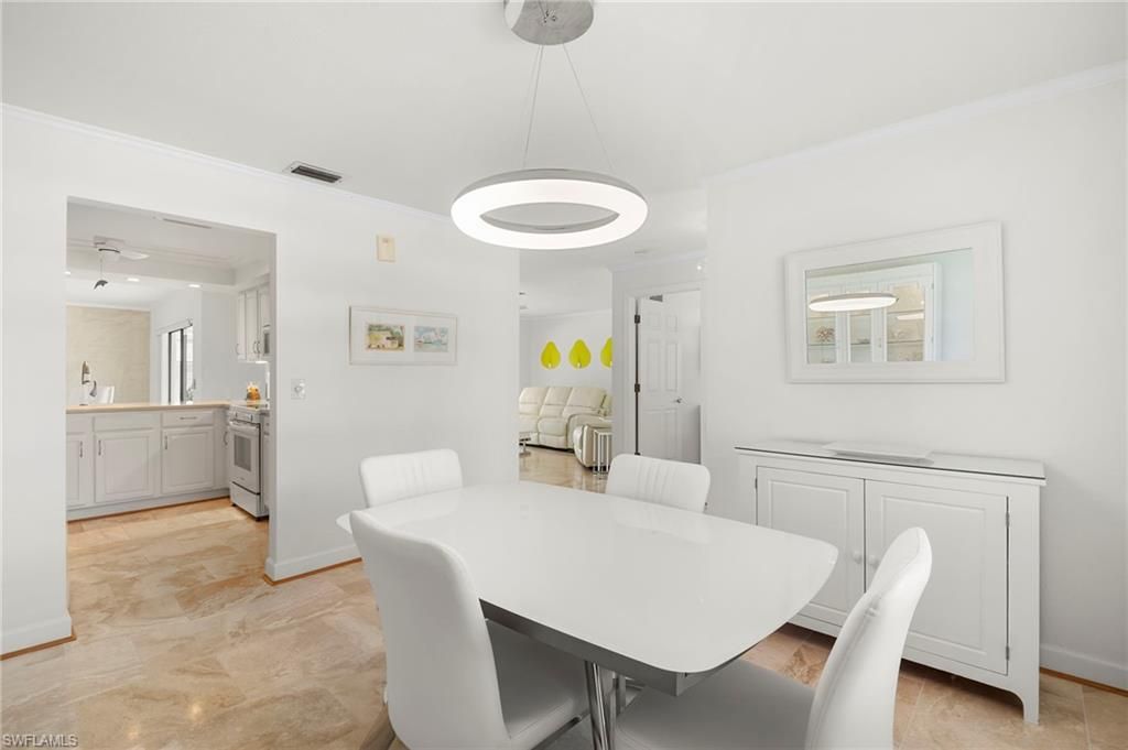 Dining room, Interior, Kitchen, Pendant Lights, Recessed Lighting