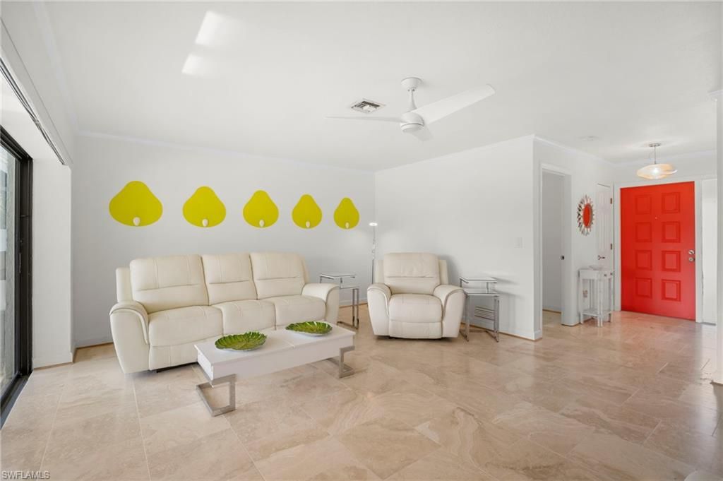 Interior, Living room, Pendant Lights