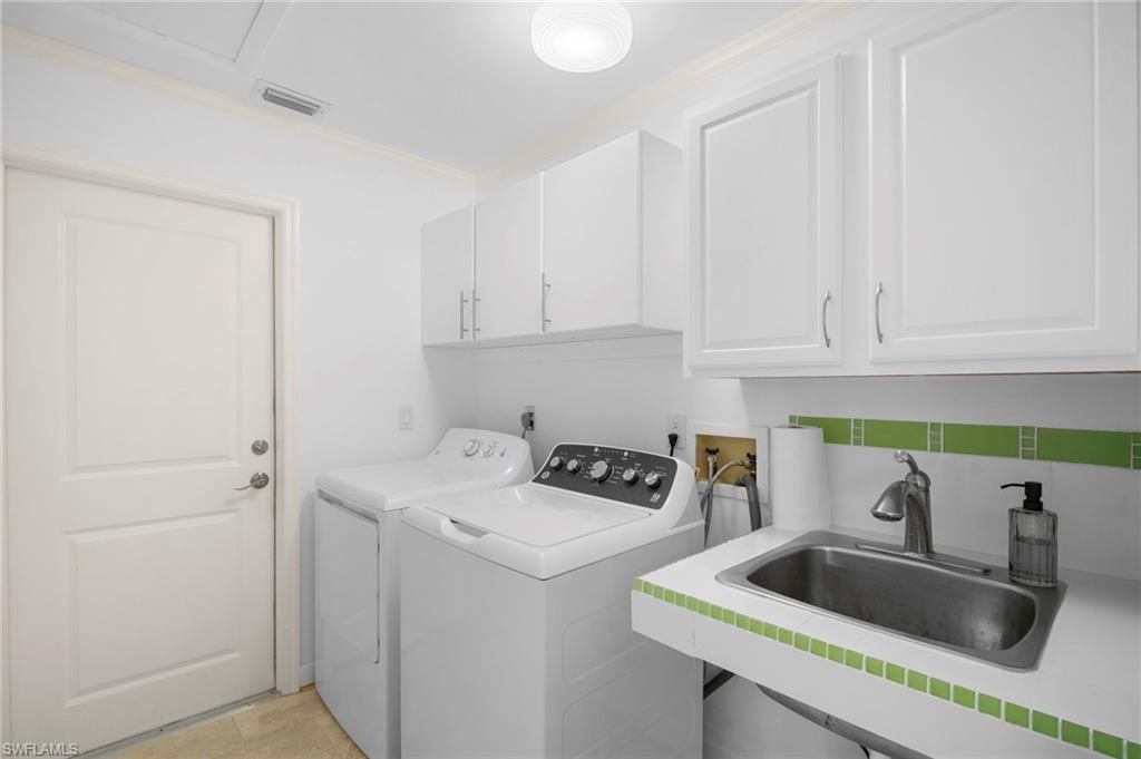 Interior, Washer